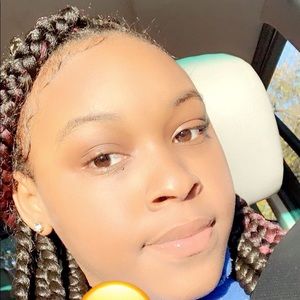 Meet your Posher, Destiny